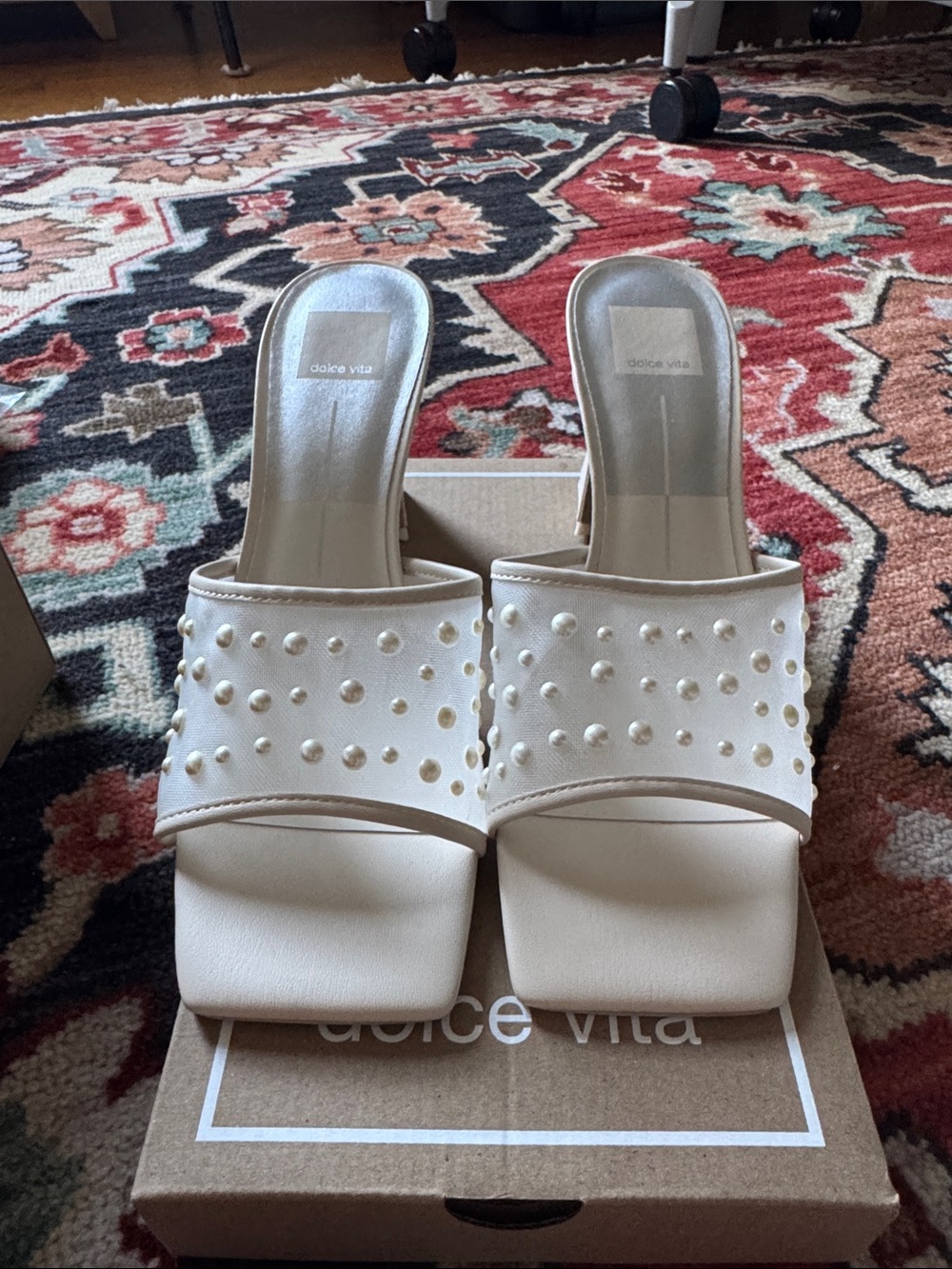 NWOT Dolce Vita Narda Cream Pearl-Stud Slide Mules